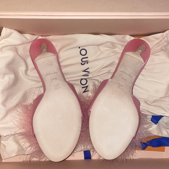 LV Marilyn Mule Heels - Picture 9 of 10